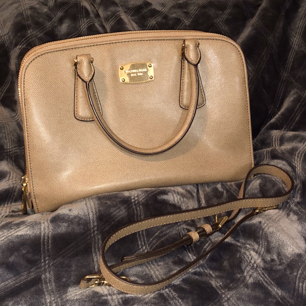 Michael Kors Cream Bag